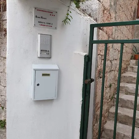 Bruno Centre And Apartament *