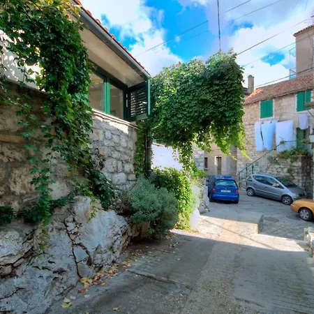 Bruno Centre And Apartamento