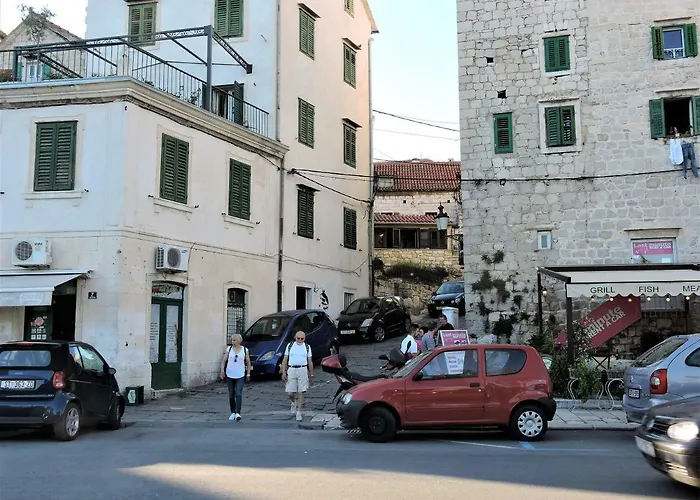 Bruno Centre And Apartmán Split