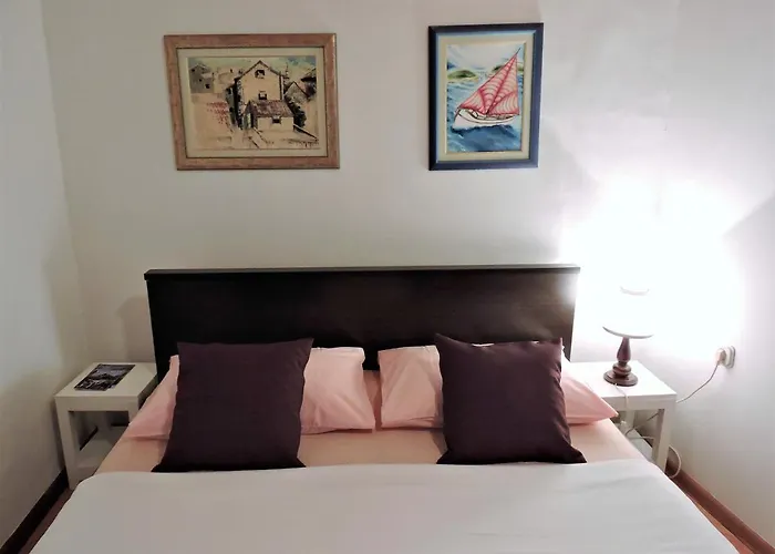 Bruno Centre And * Split