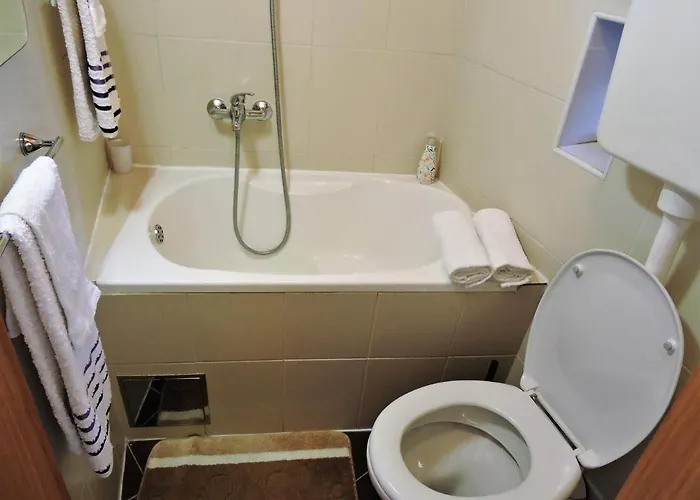 Bruno Centre And Apartman