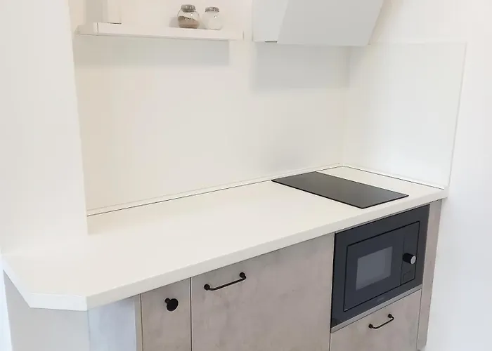 Bruno Centre And Apartman *