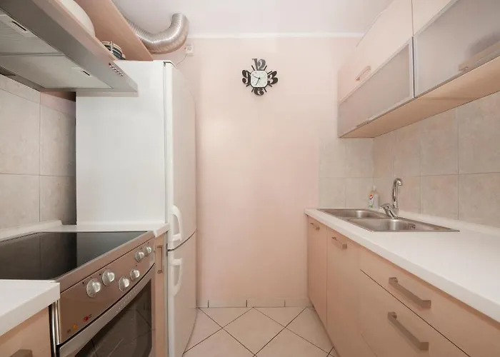 Bruno Centre And Split